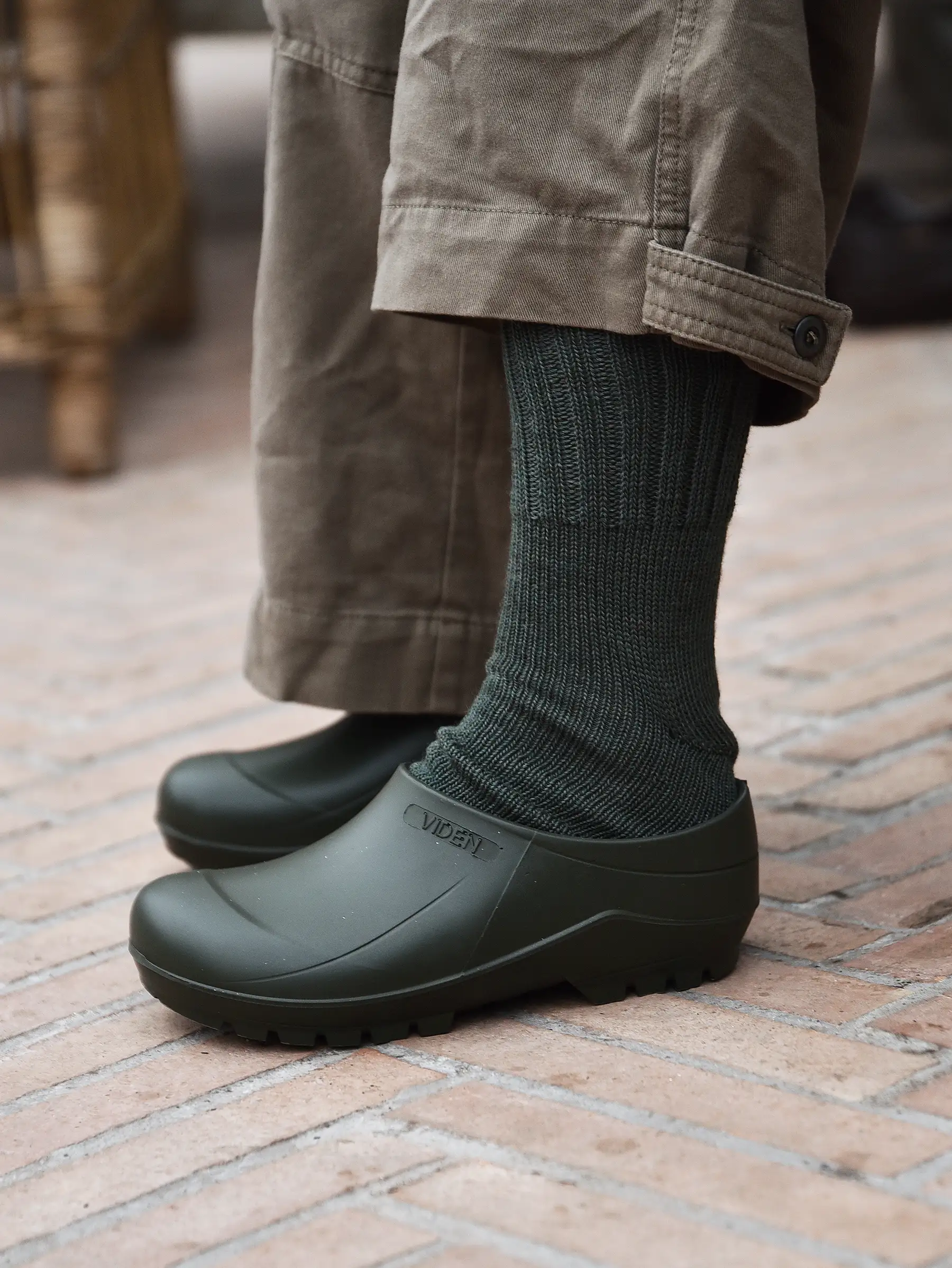 Strumpor i ull 'Ribbed' juniper green - Image 3